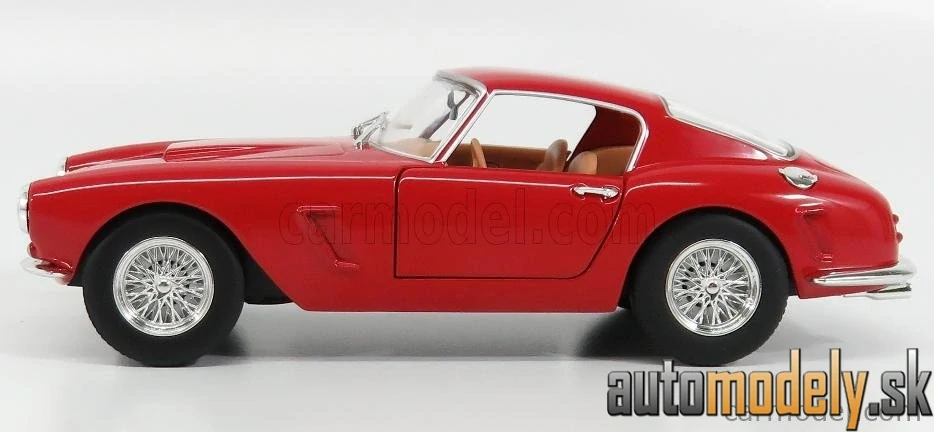 Bburago - Ferrari 250 GT Berlinetta Passo Corto - 1:24