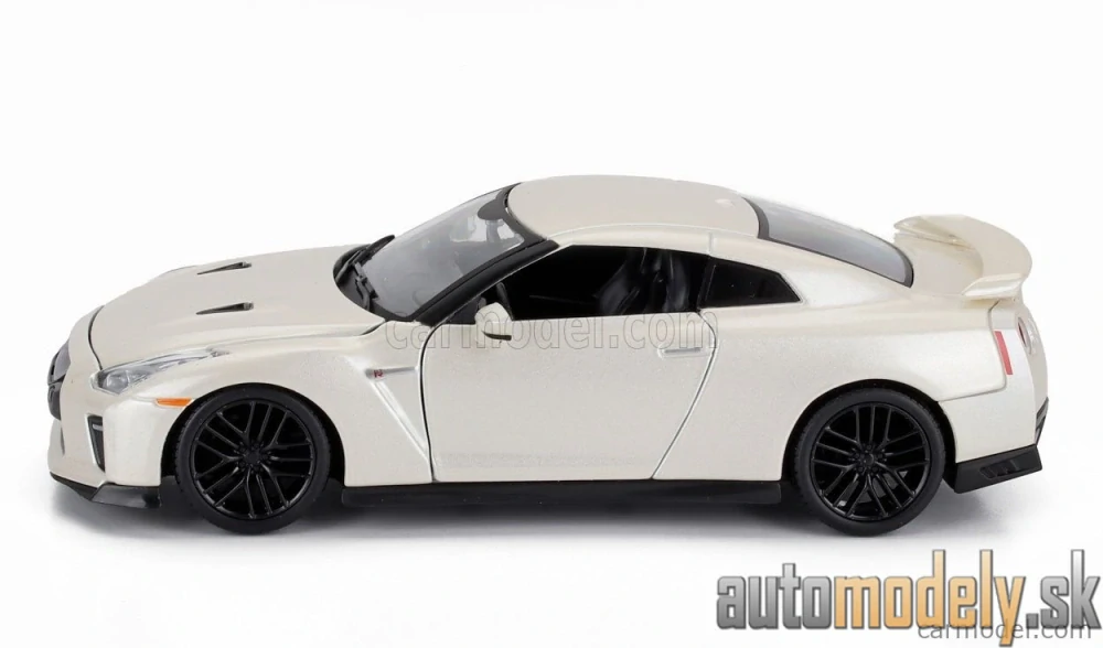 Burago - NISSAN - GT-R (R35) COUPE 2017 - 1:24