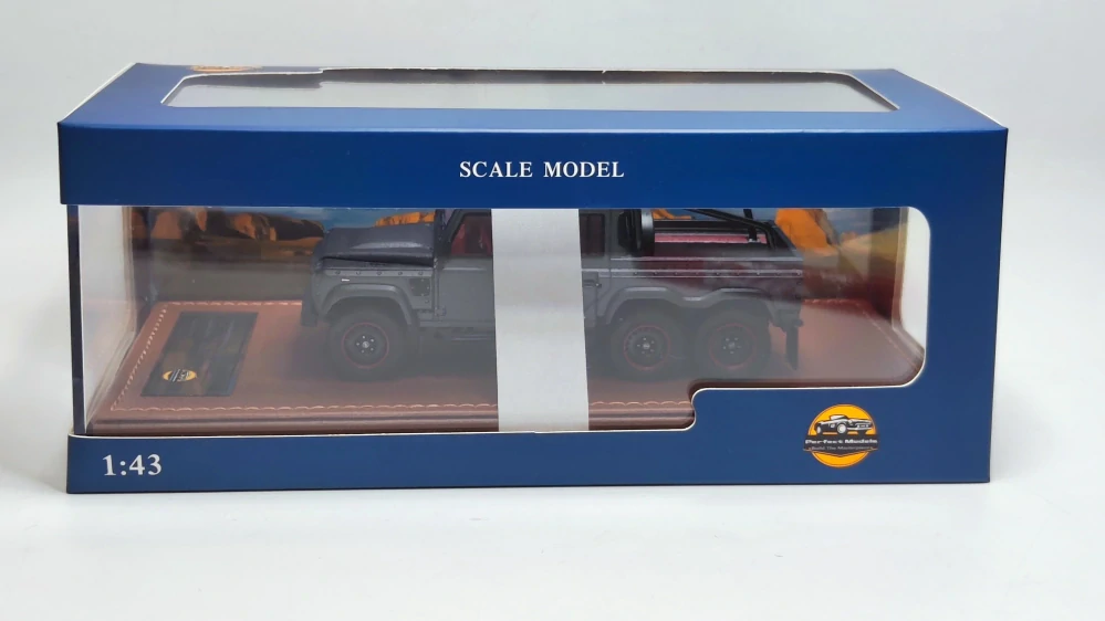 Perfect Model 2015 Land Rover Kahn 6x6 Pickup 1/43
