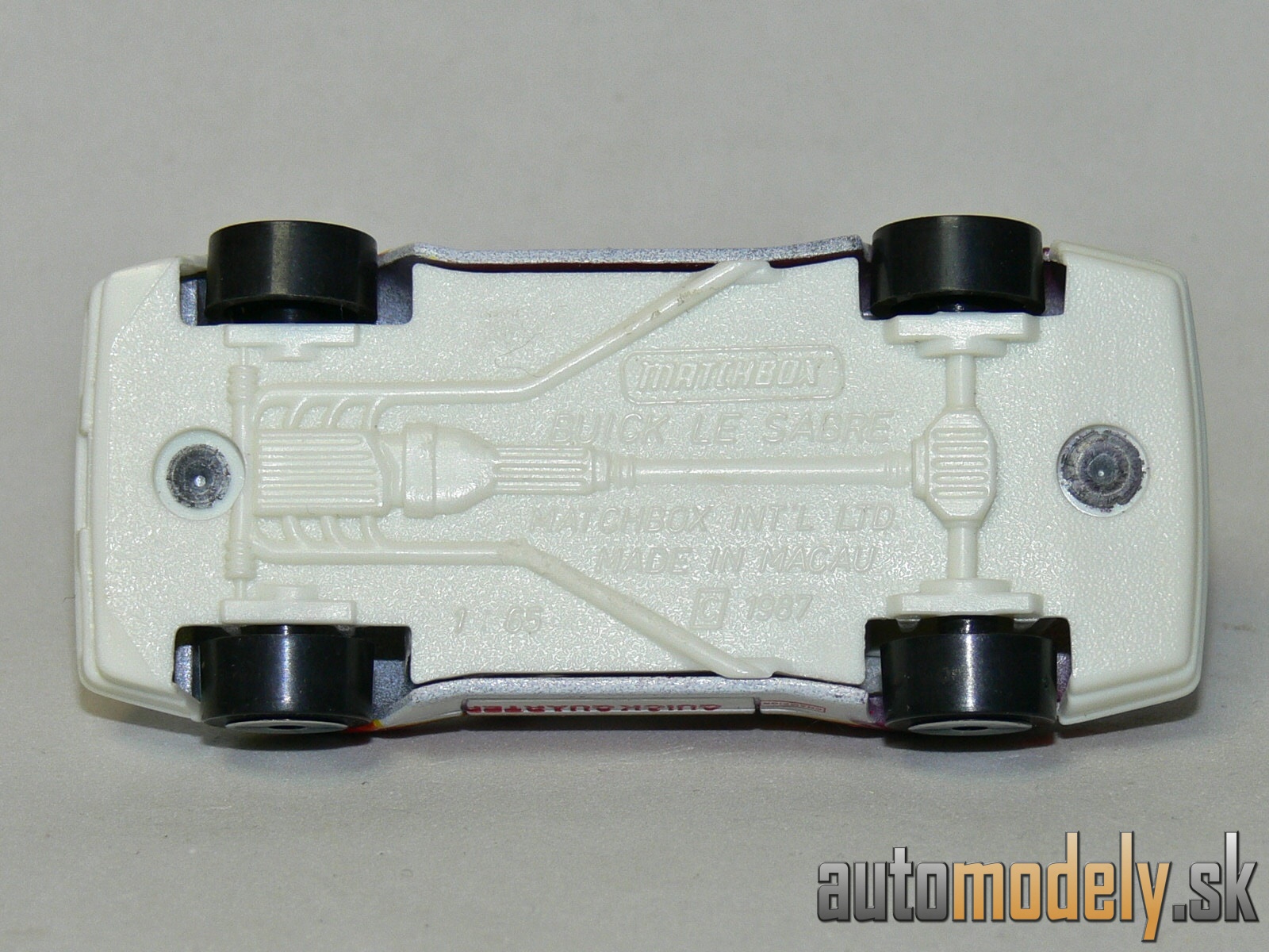 Matchbox - Buick Le Sabre - 1:65