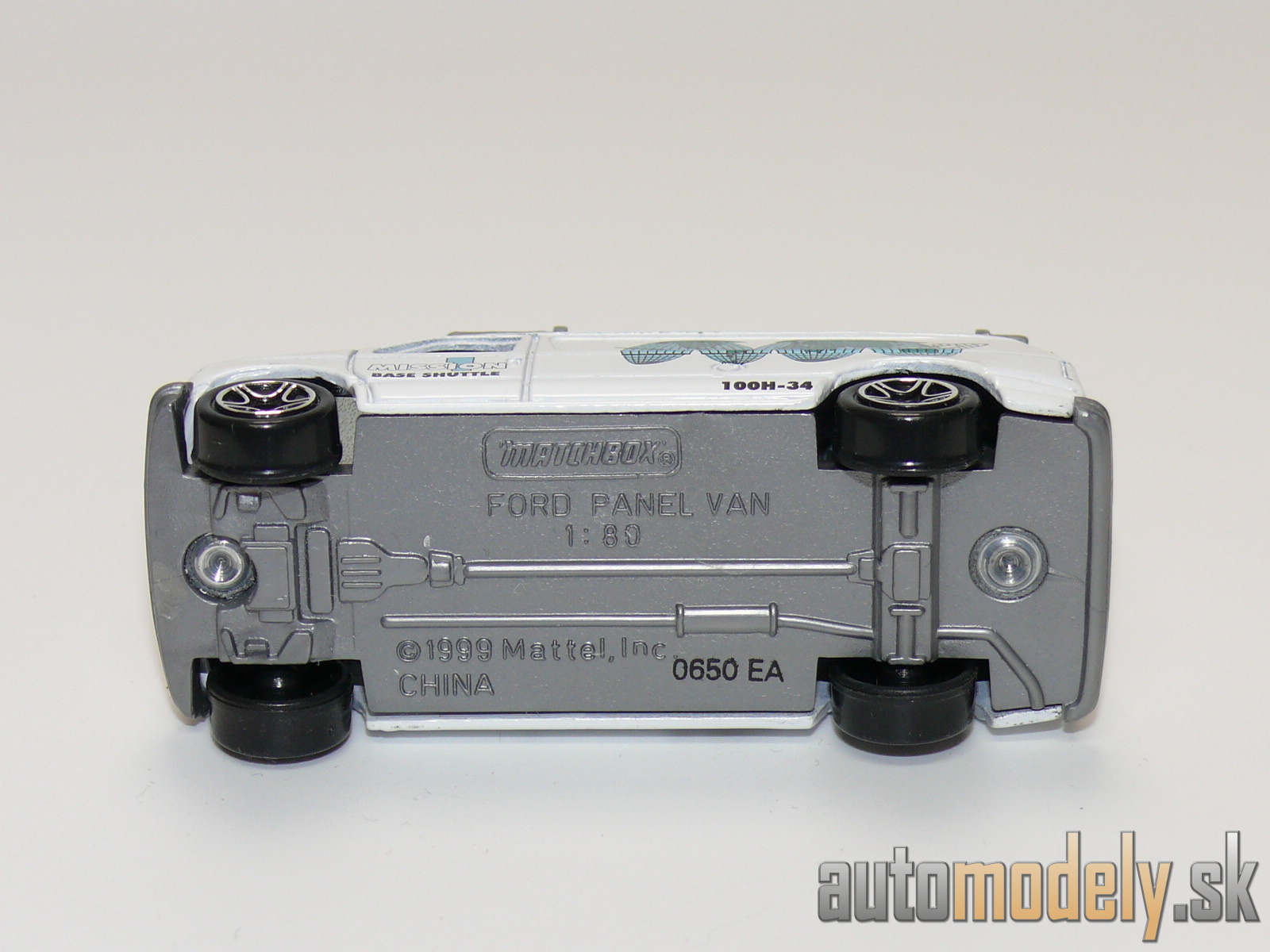 Matchbox - Ford Panel Van - 1:80
