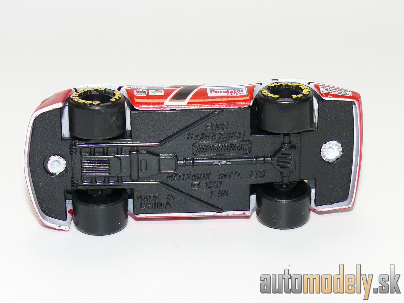 Matchbox - Ford Thunderbird - 1:66