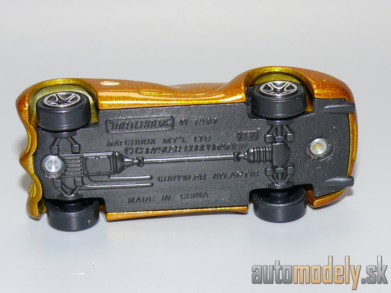 Matchbox - Chrysler Atlantic - 1:64