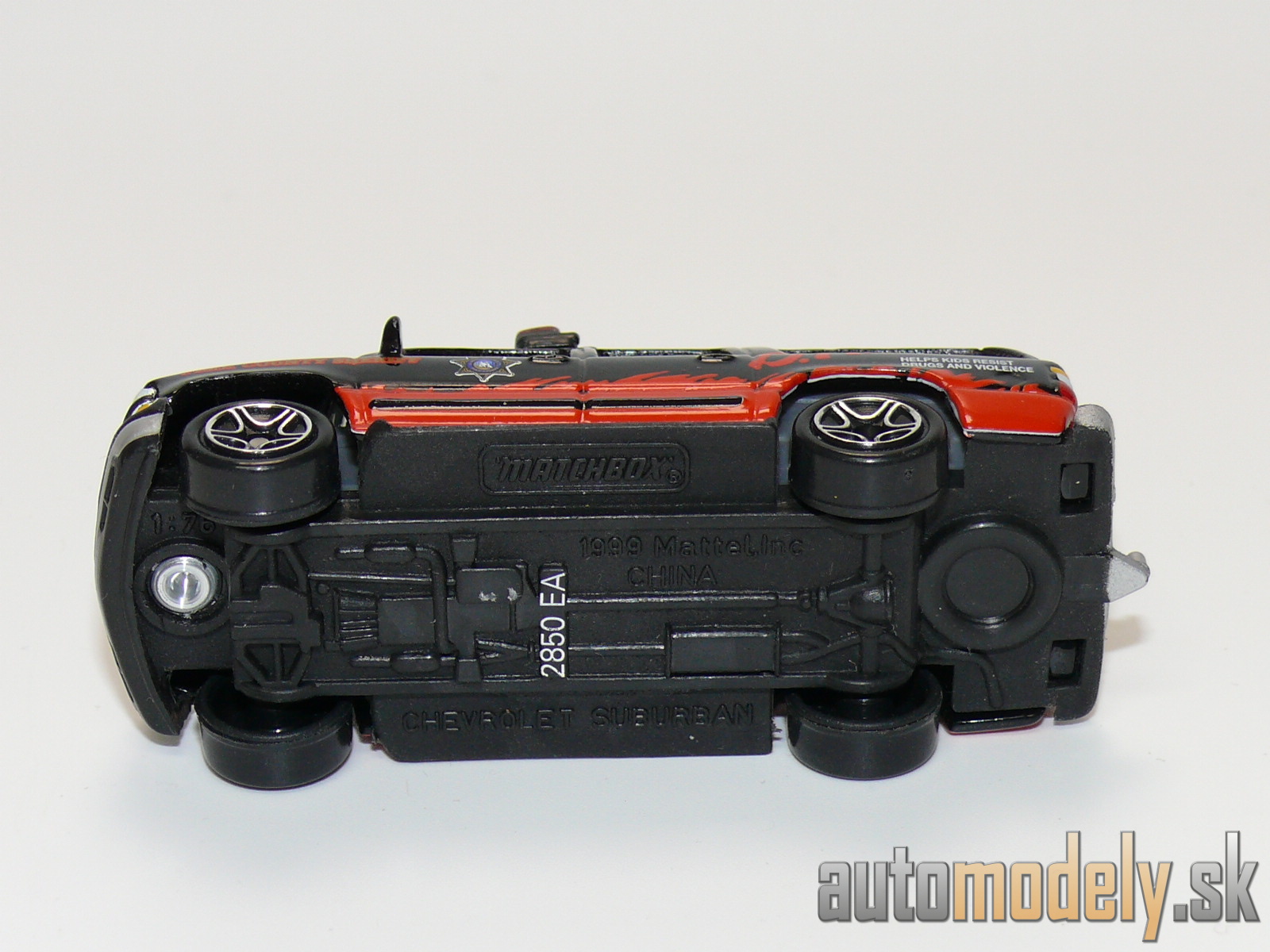 Matchbox - Chevrolet Suburban - 1:76