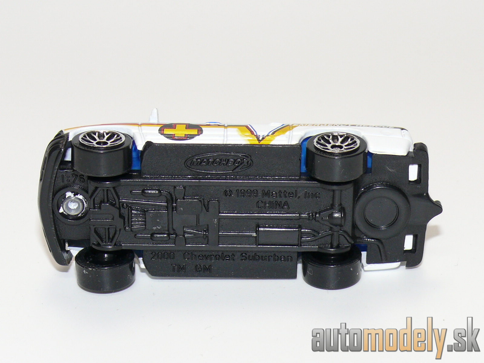 Matchbox - 2000 Chevrolet Suburban - 1:76