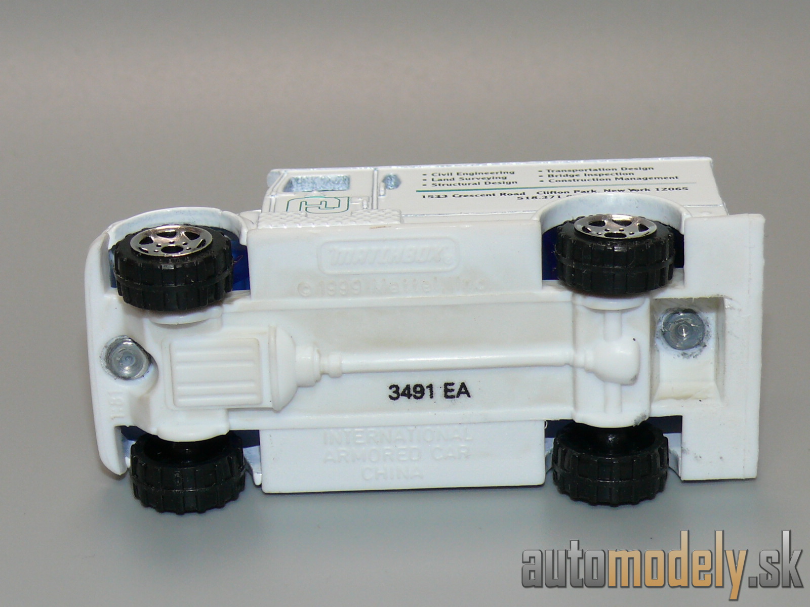 Matchbox - International Armored Car - 1:81