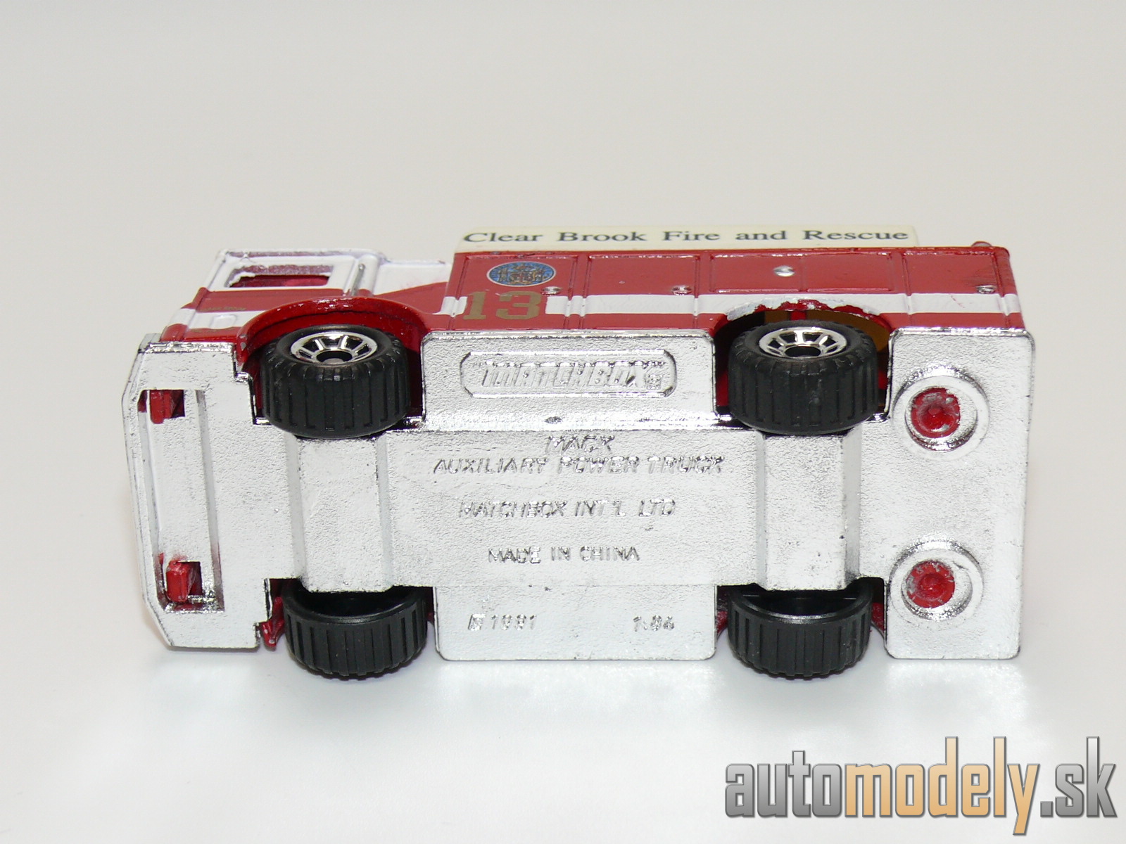 Matchbox - Mack Auxiliary Power Truck - 1:84