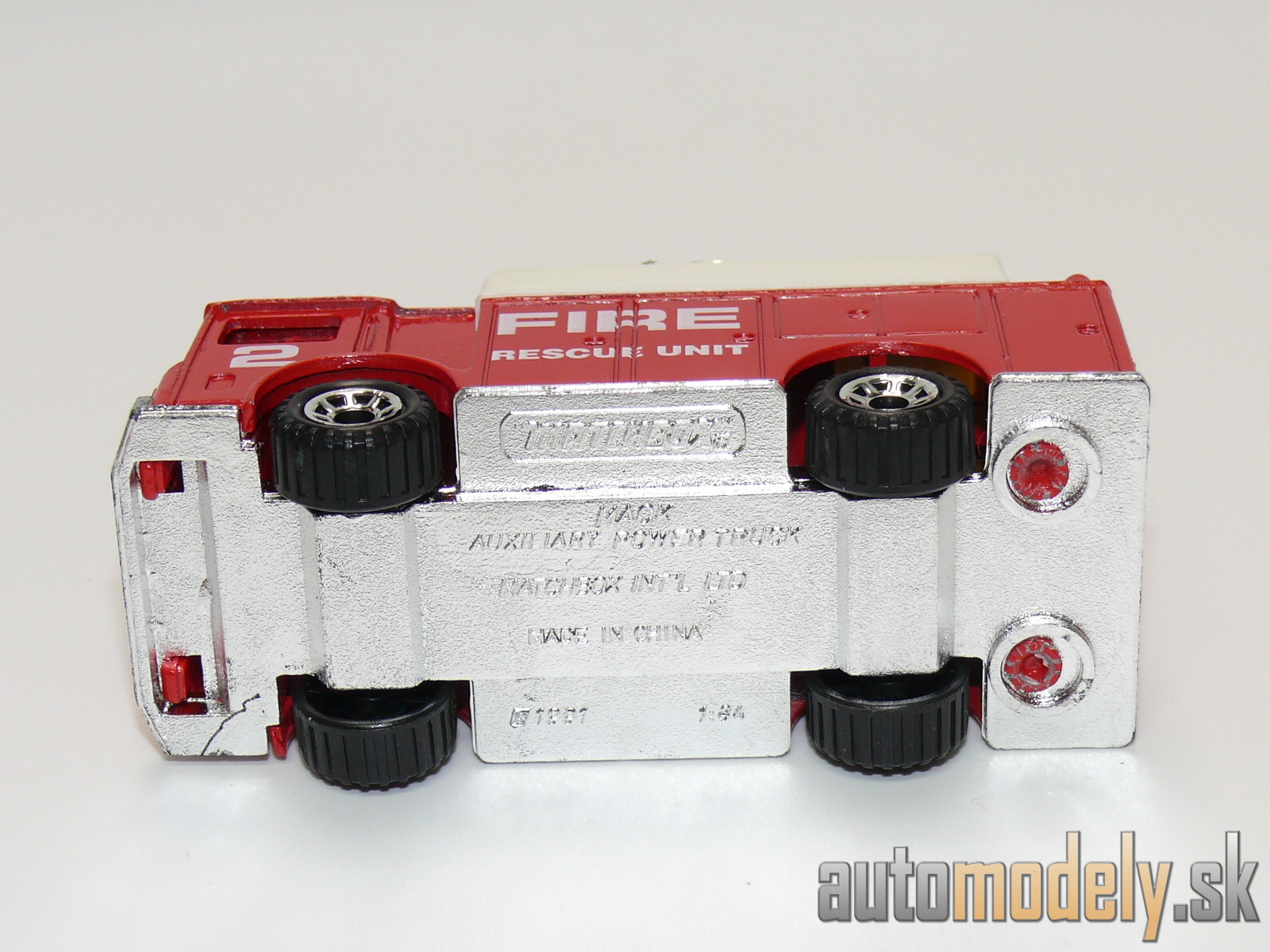 Matchbox - Mack Auxiliary Power Truck - 1:84