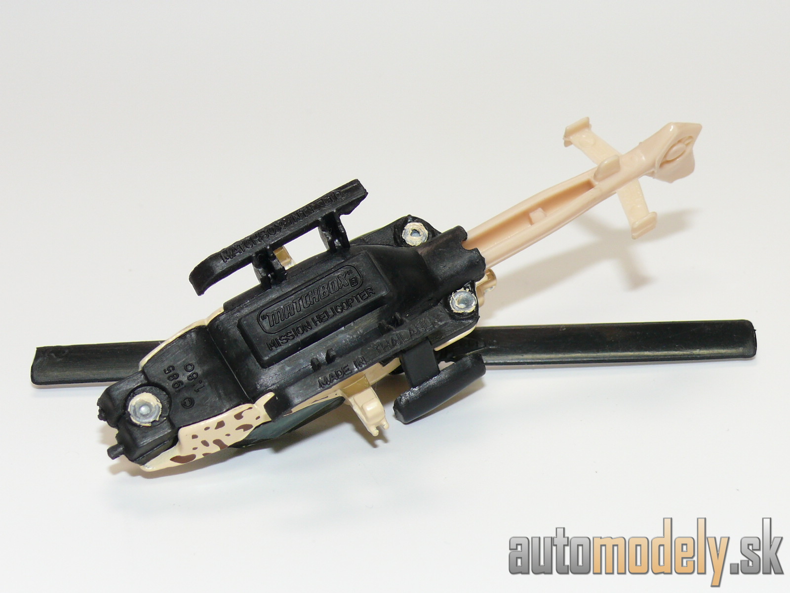 Matchbox - Mission Helicopter - 1:80