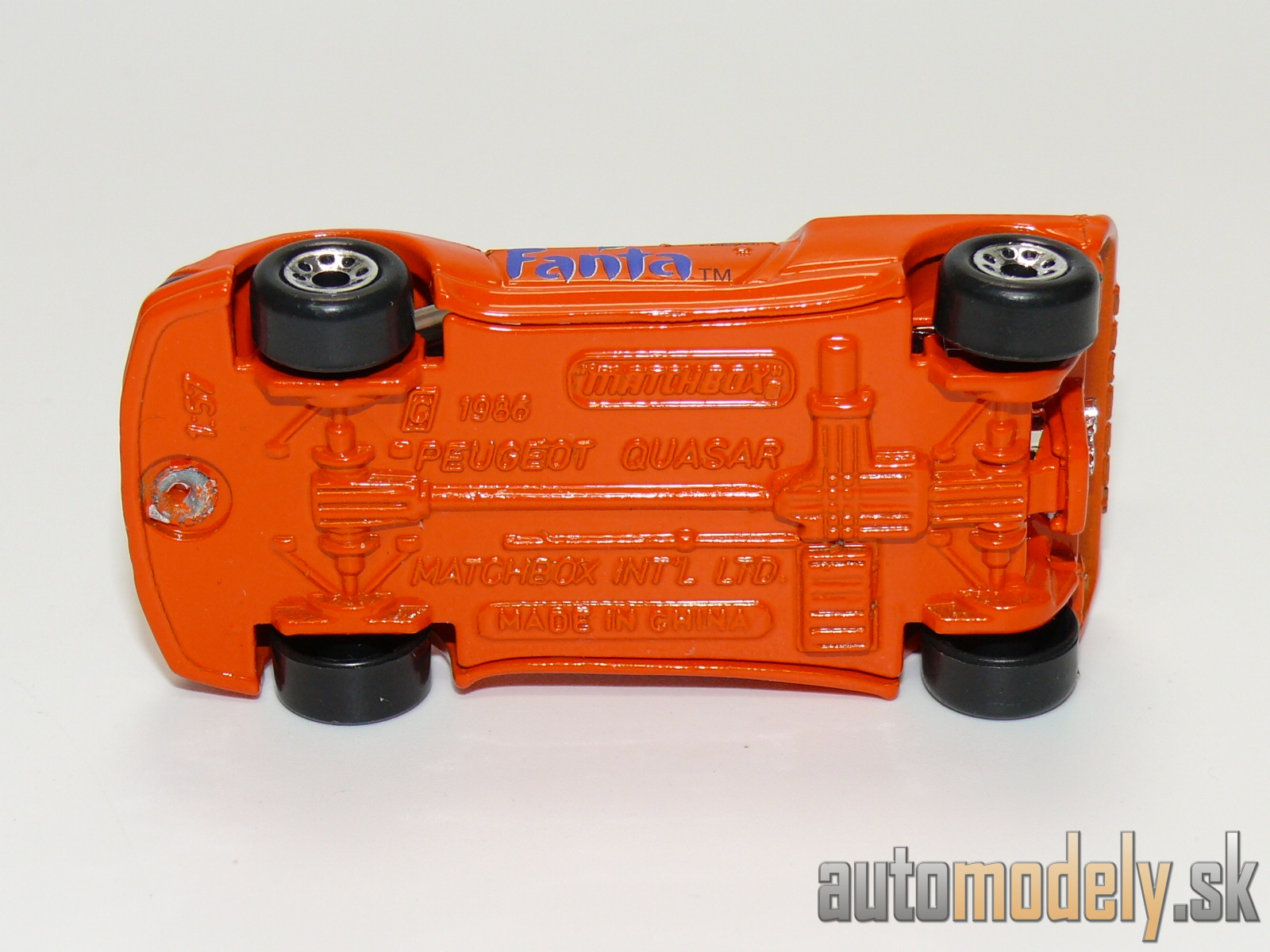 Matchbox - Peugeot Quasar - 1:57