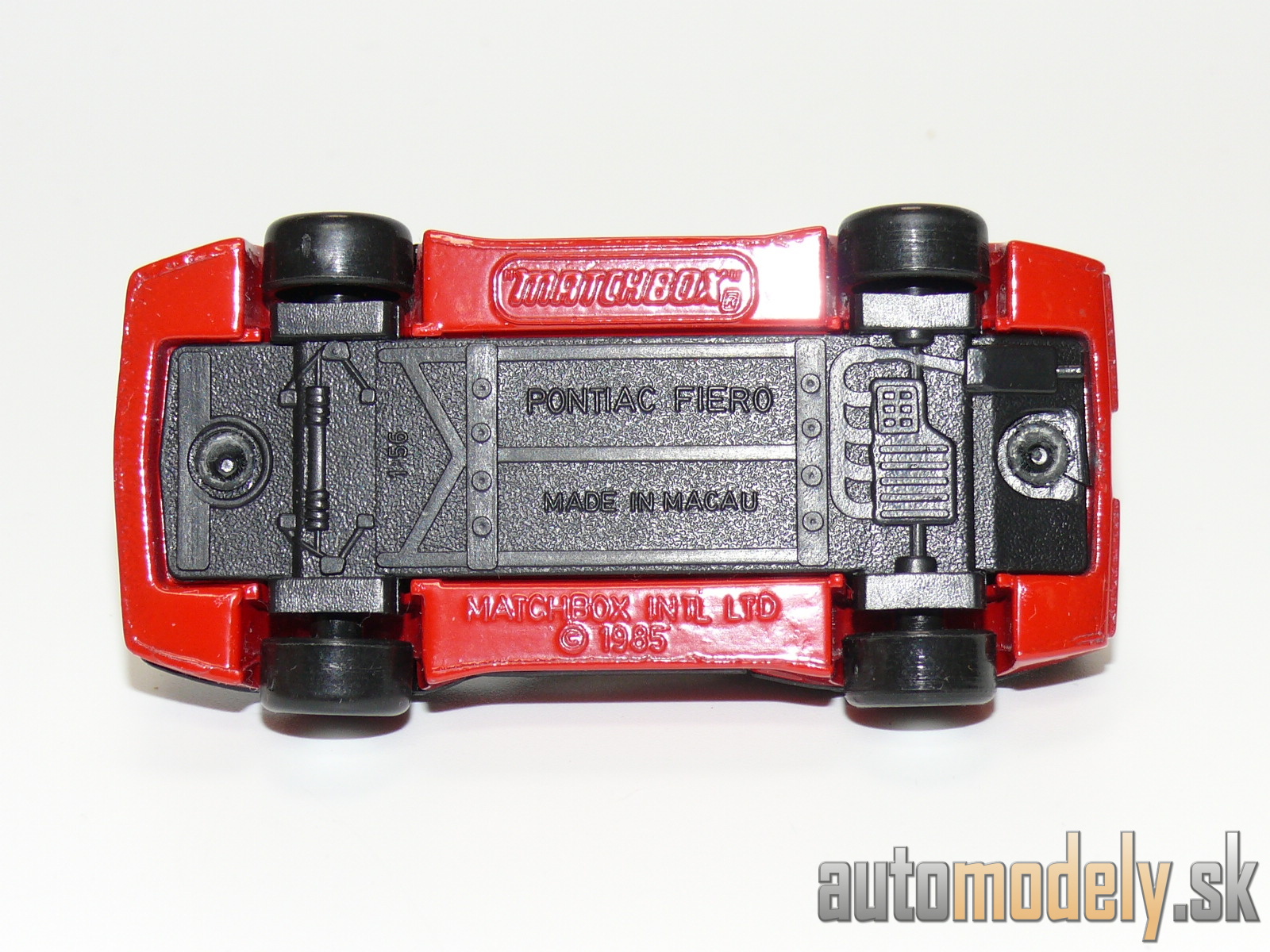 Matchbox - Pontiac Fiero - 1:56