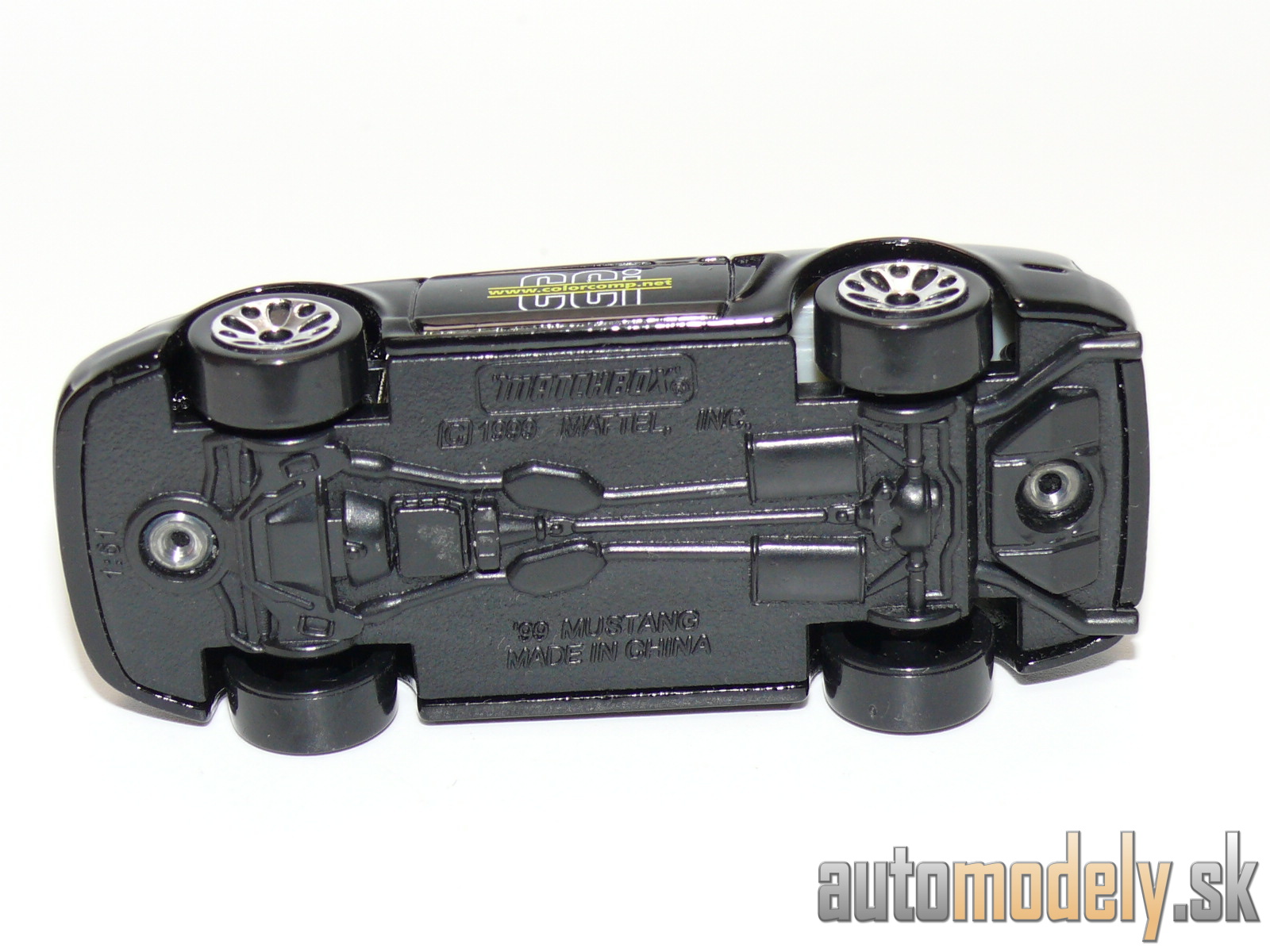 Matchbox - '99 Mustang - 1:61