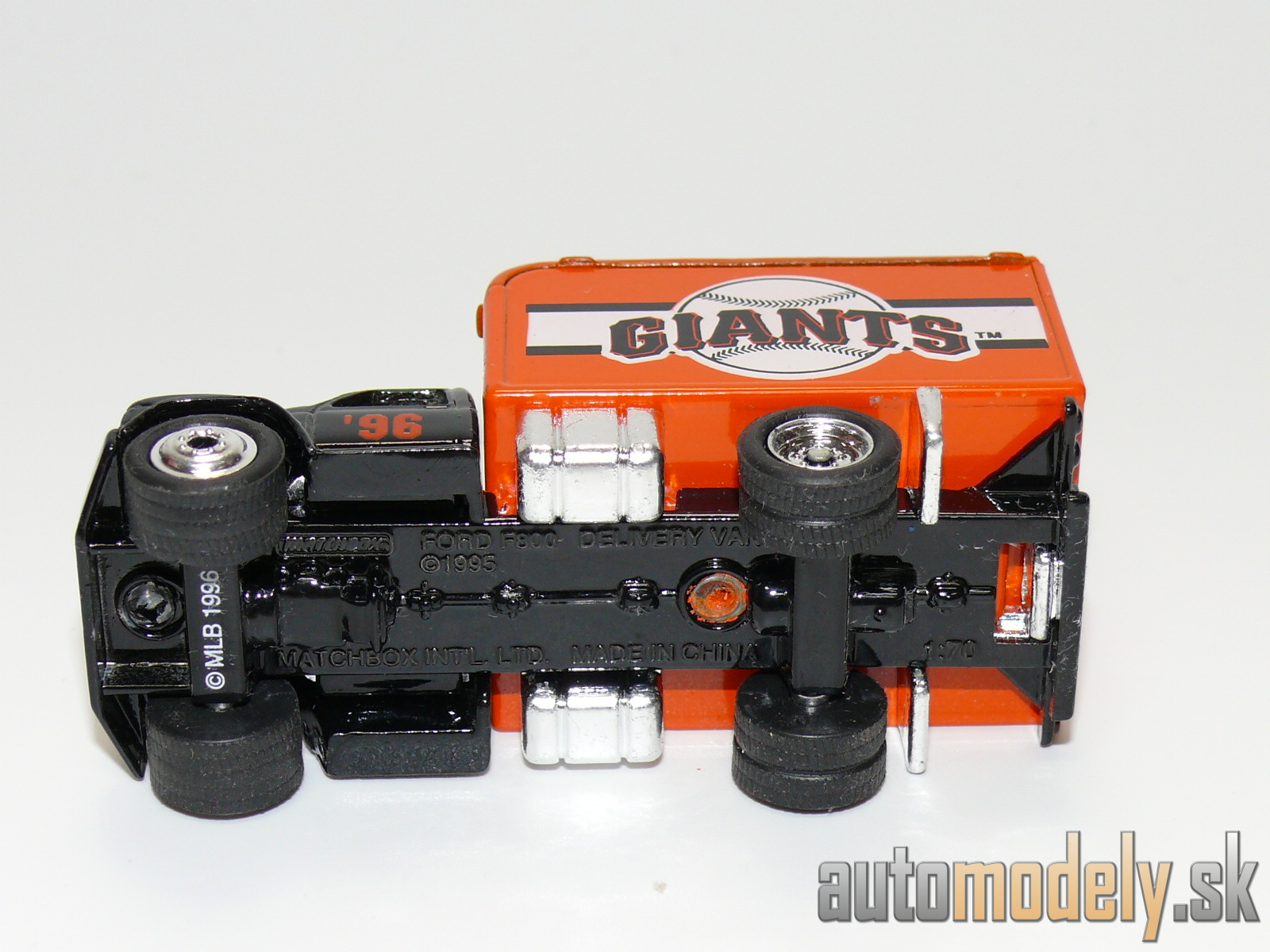 Matchbox - Ford F800 Delivery Van - 1:70