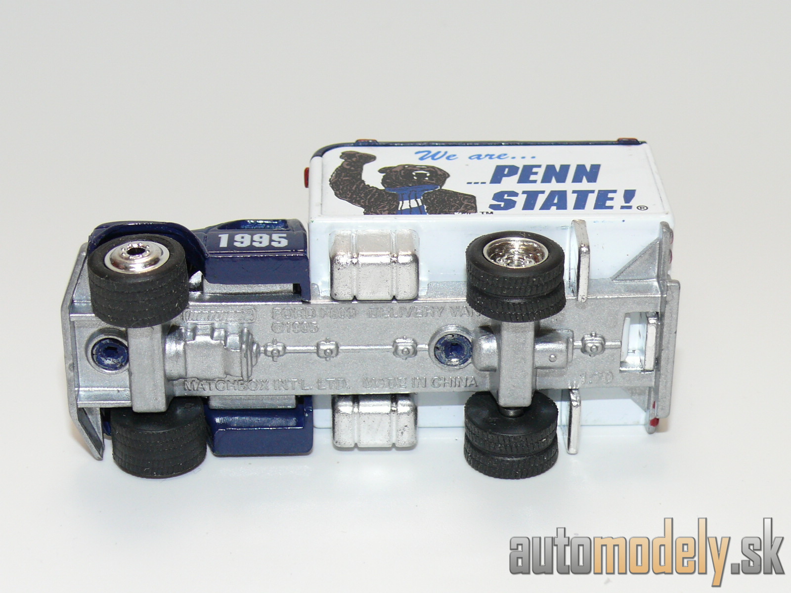 Matchbox - Ford F800 Delivery Van - 1:70