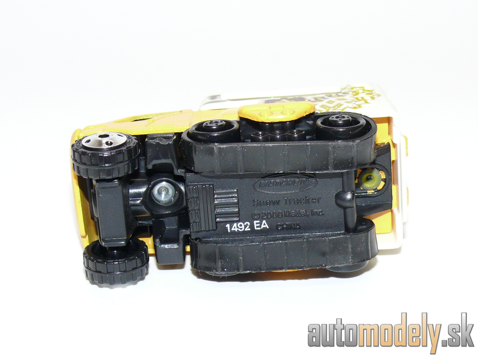 Matchbox - Snow Tracker