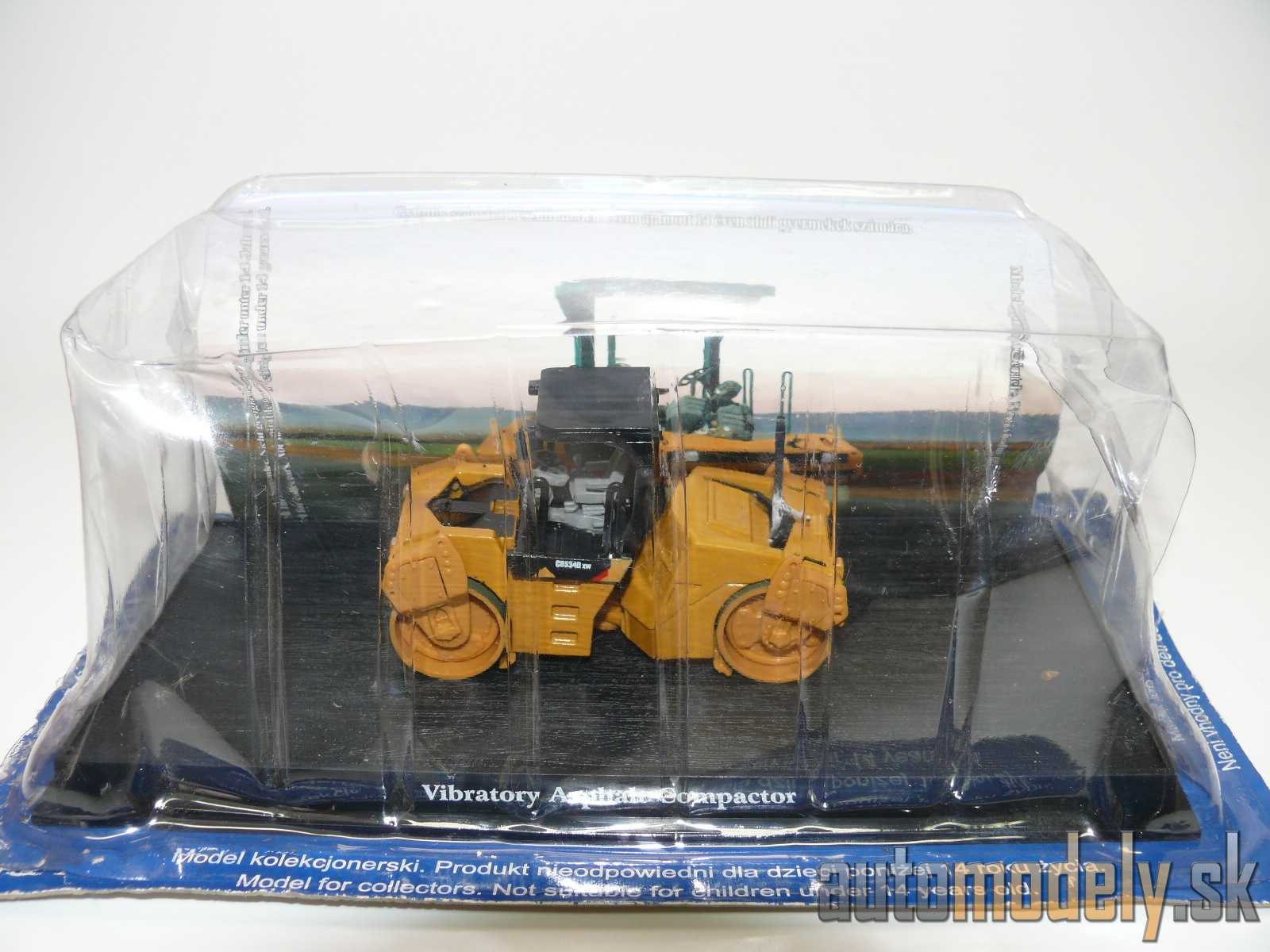 Amercom - Vibratory Asphalt Compactor MB-4 - 1:64