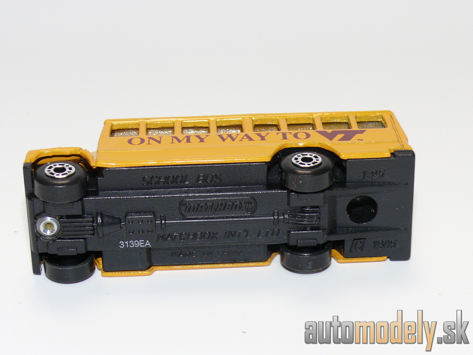 Matchbox - School Bus - 1:95