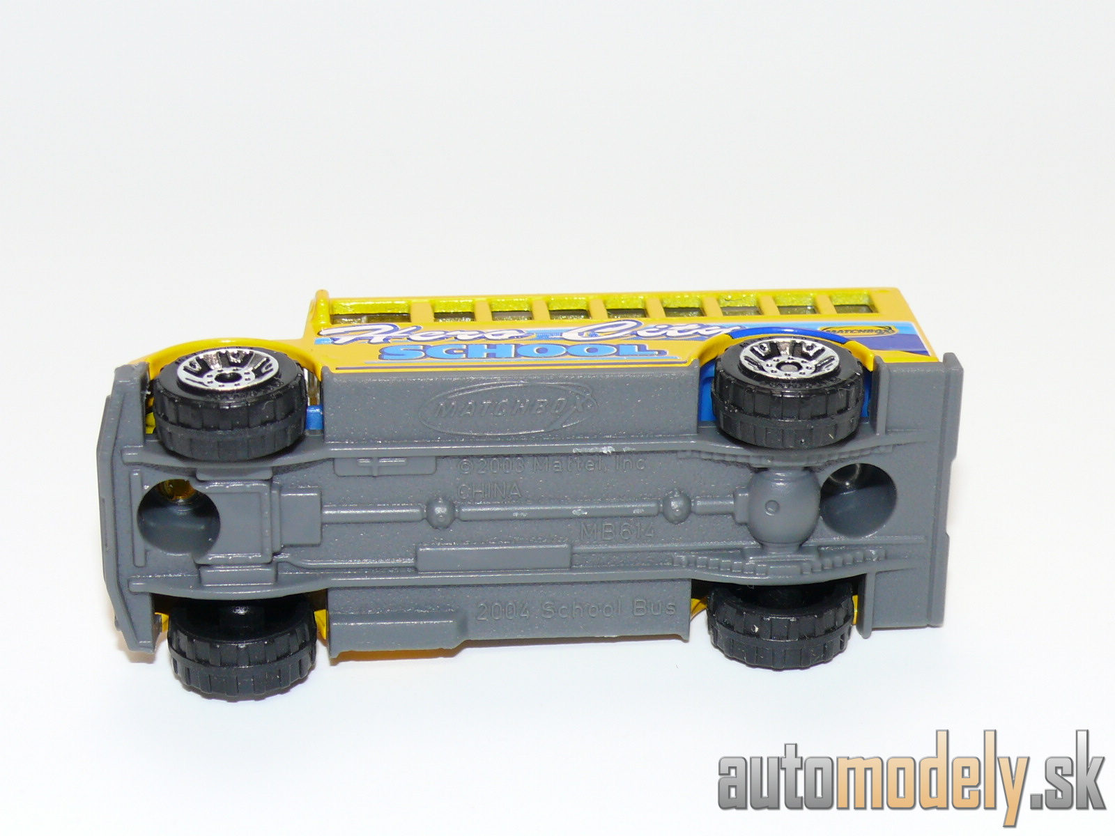 Matchbox - 2004 School Bus