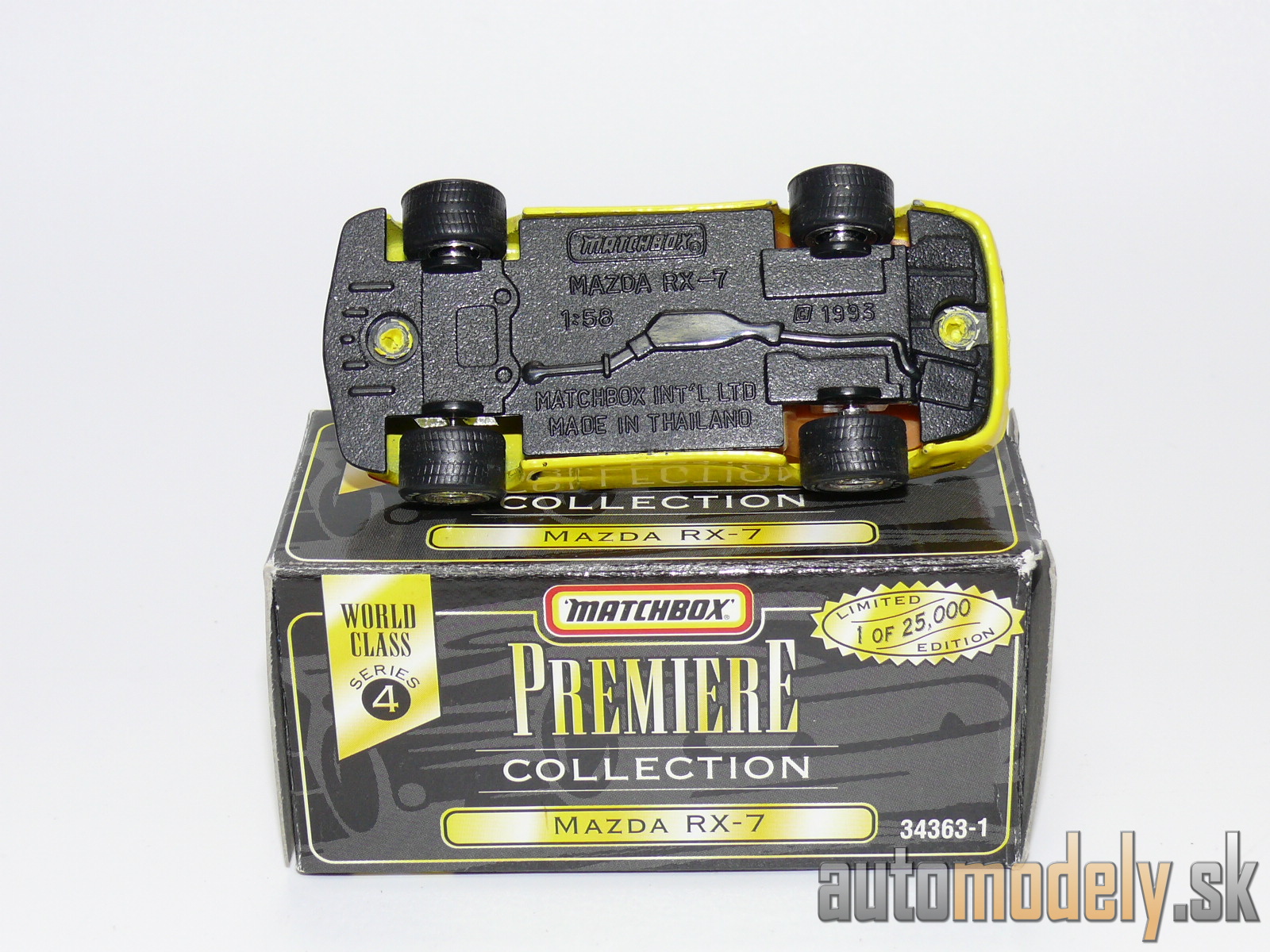 Matchbox Premiere Collection - Mazda RX-7 - 1:58