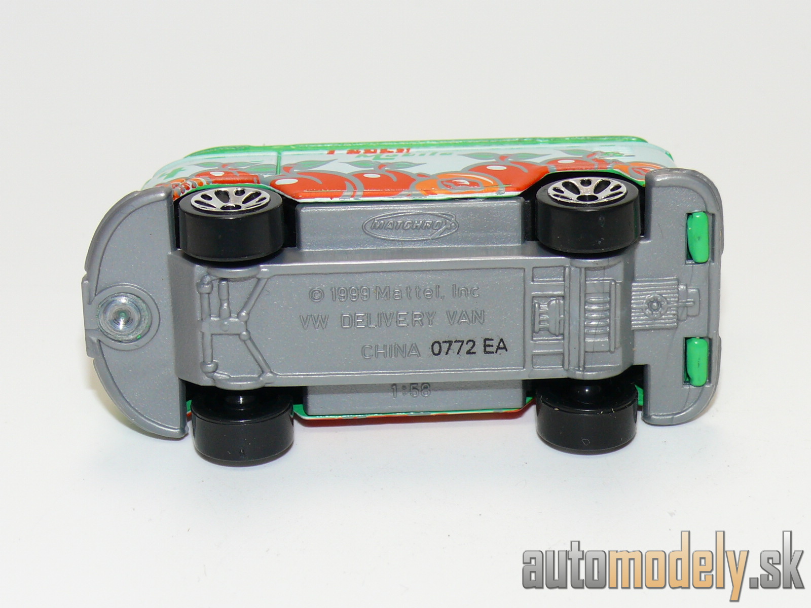 Matchbox - VW Delivery Van "The Georgia Peach Mobile" - 1:58