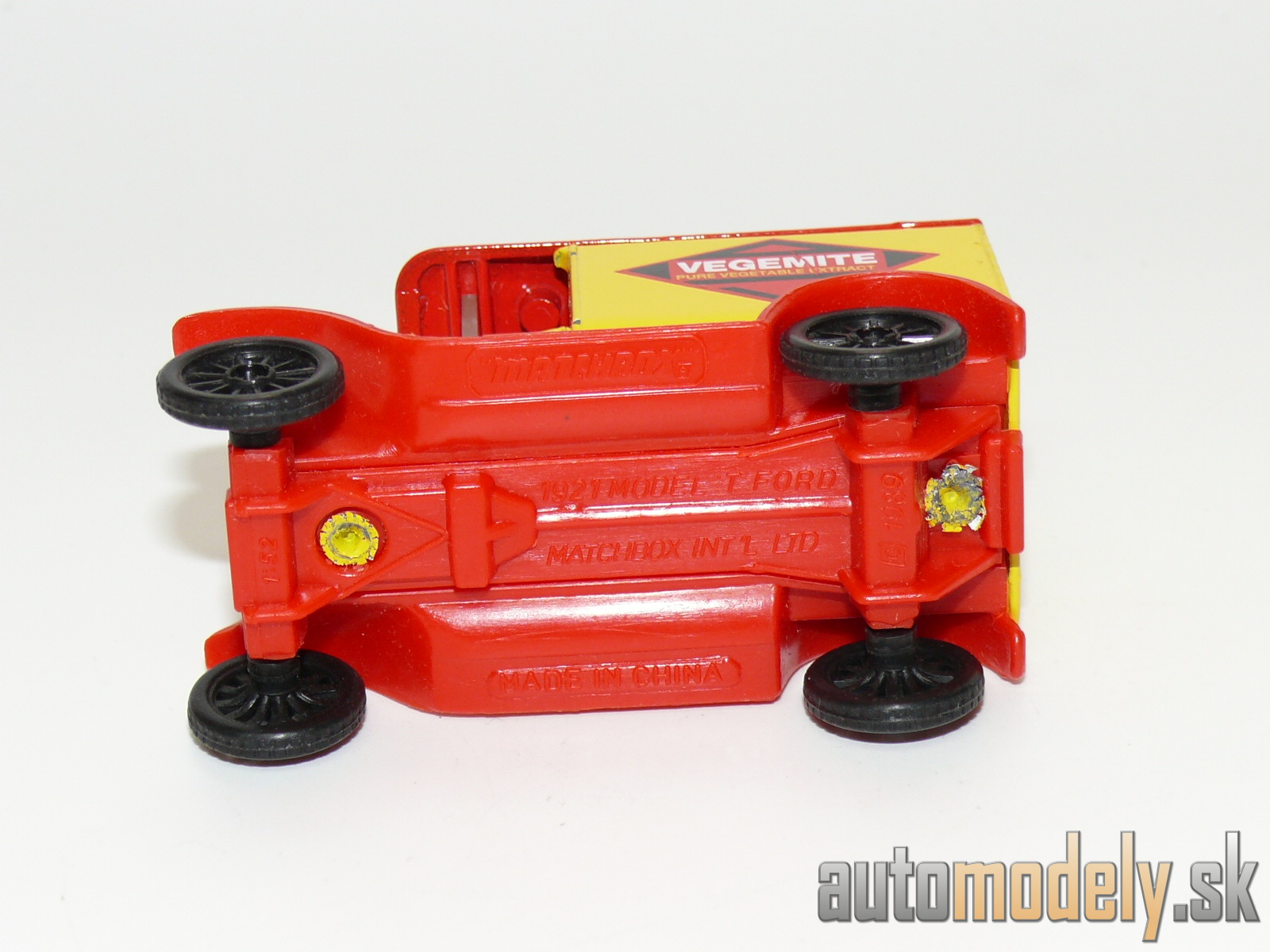 Matchbox - 1921 Model T Ford "Vegemite Pure Vegetable Extract" - 1:52