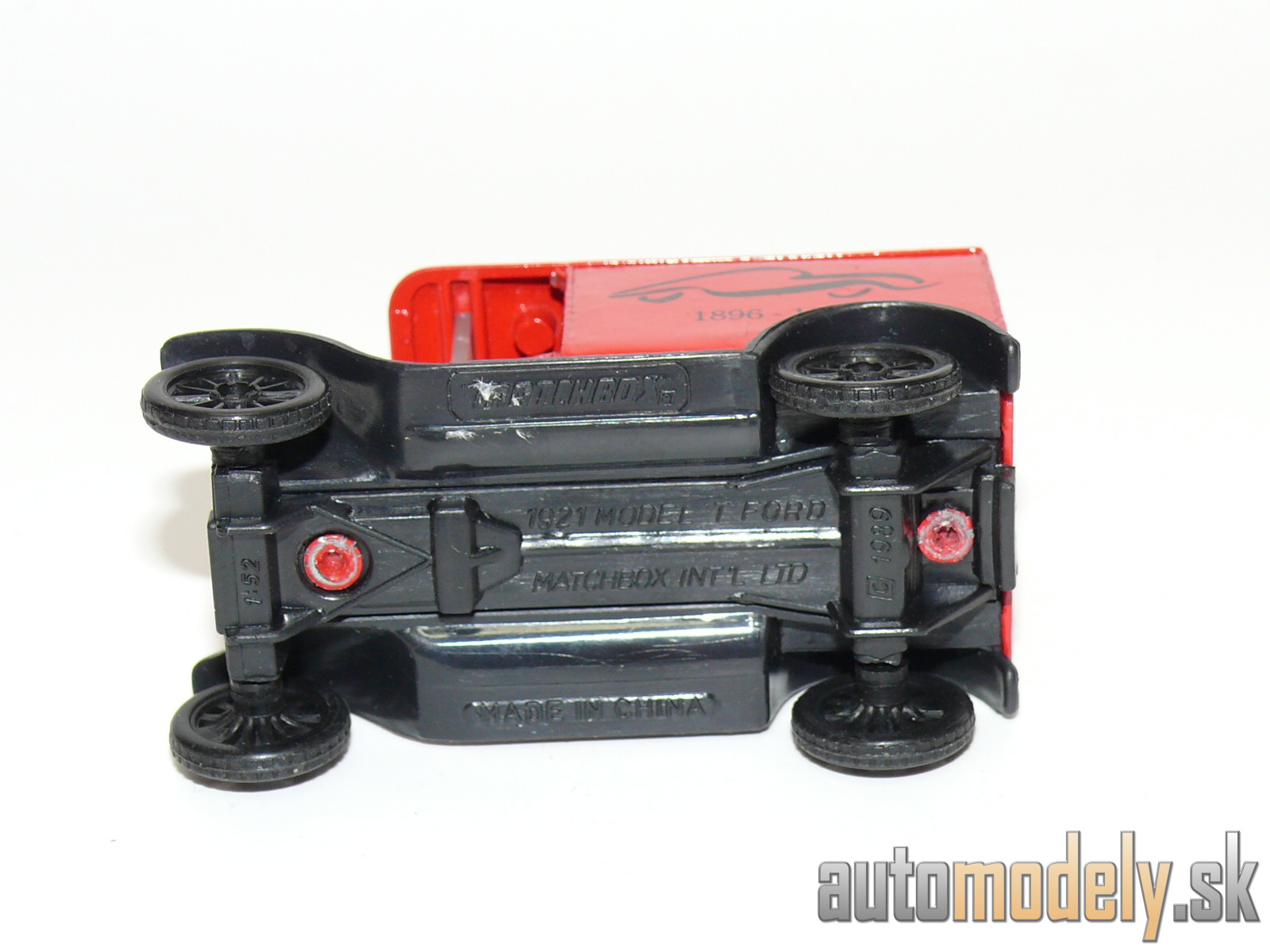 Matchbox - 1921 Model T Ford "1896 - 1996" - 1:52