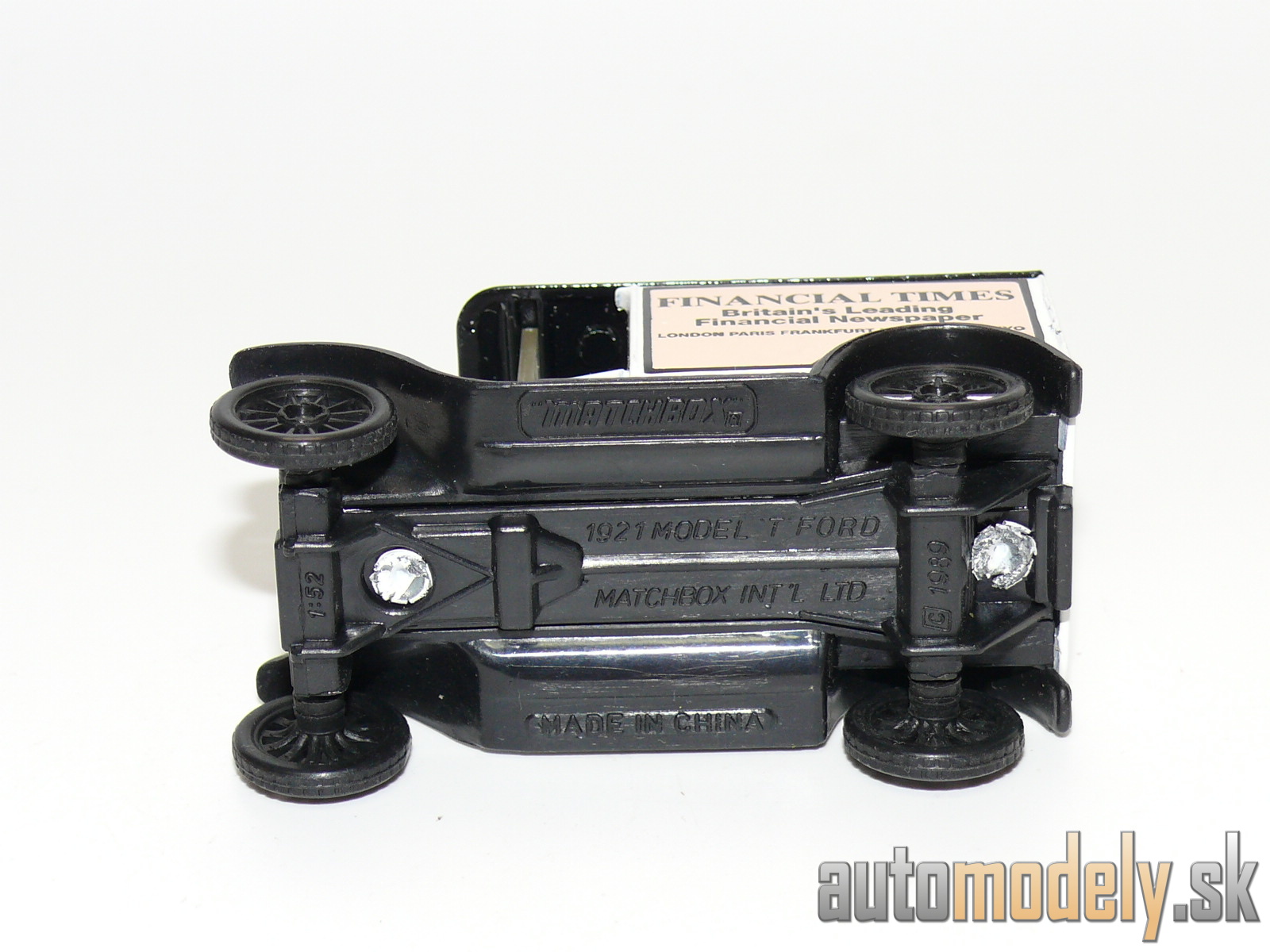 Matchbox - 1921 Model T Ford "Financial Times Britain's Leading Financial Newspaper" - 1:52