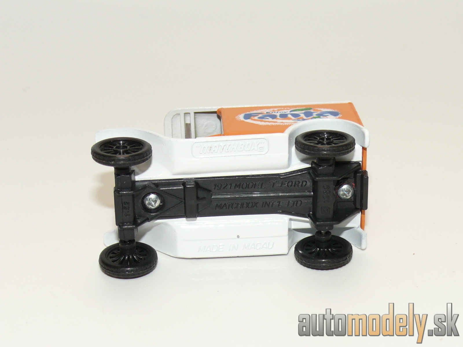 Matchbox - 1921 Model T Ford "Fanta" - 1:52