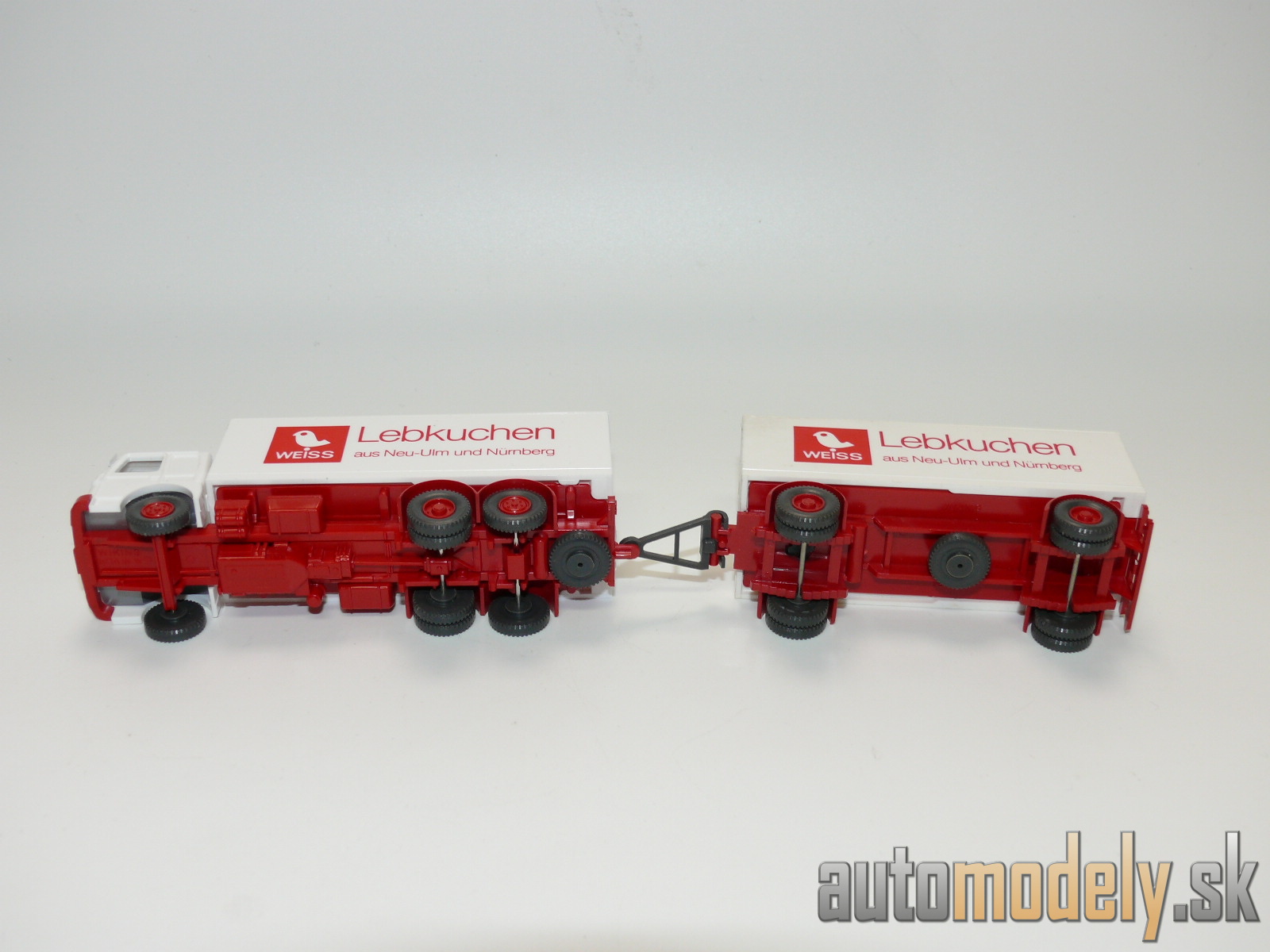 Wiking 471 - M.A.N. Bussing "Weiss Lebenkuchen" - HO 1:87