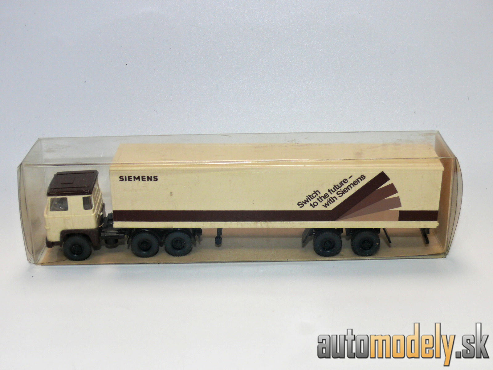 Wiking 520/1 - Scania LB 111 Siemens Container engl. Ausf. "Siemens" - HO 1:87
