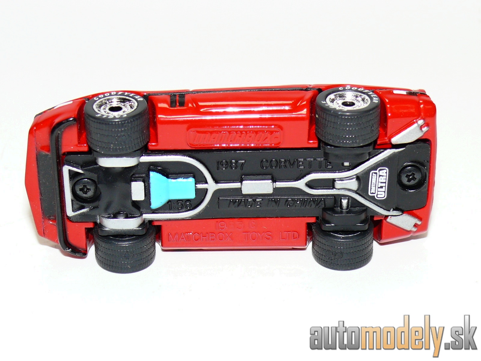 Matchbox Ultra - 1987 Chevrolet Corvette - 1:56