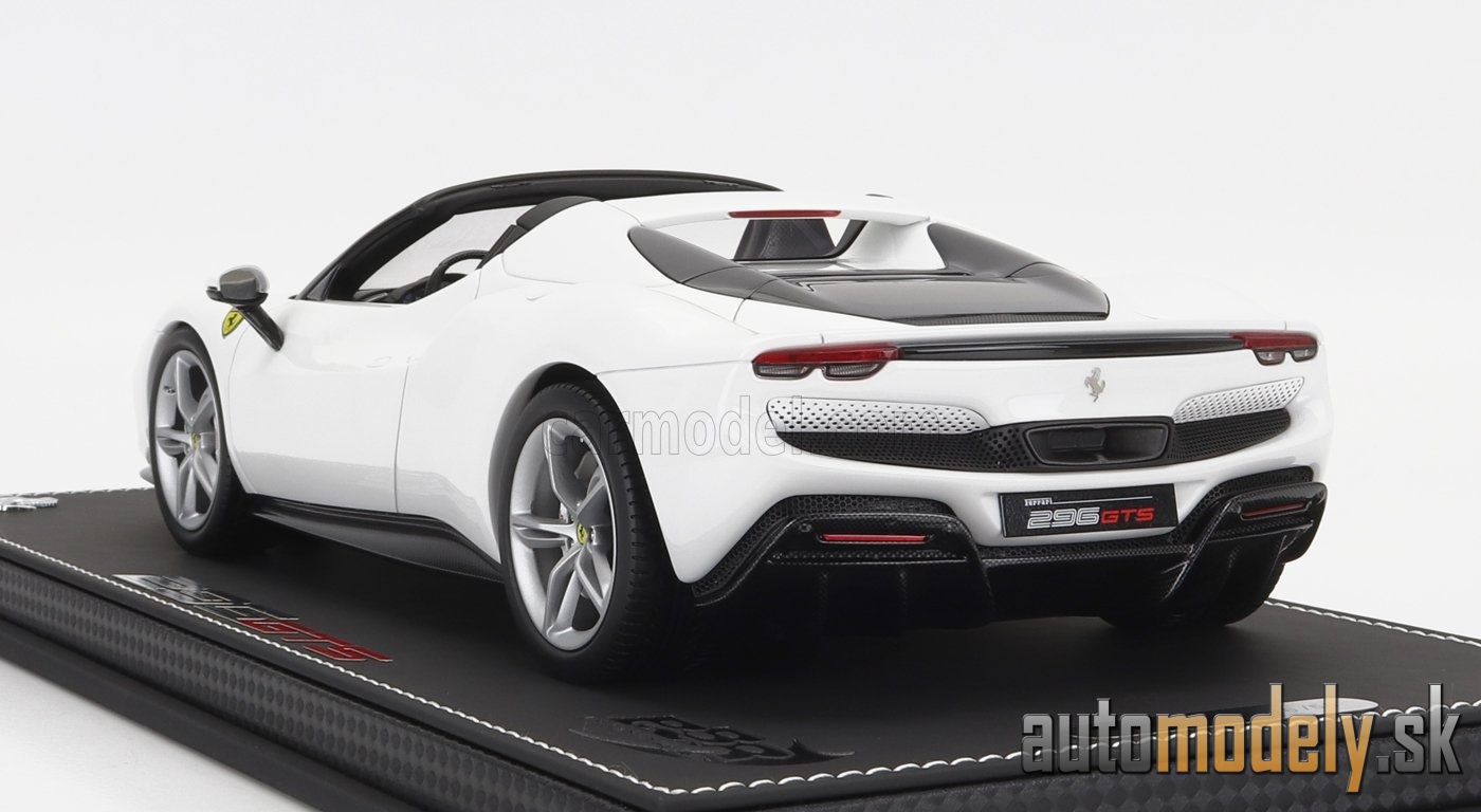 BBR-MODELS - FERRARI - 296 GTS SPIDER 2022 - CON VETRINA - WITH SHOWCASE (BIANCO CERVINO - WHITE) - 1:18
