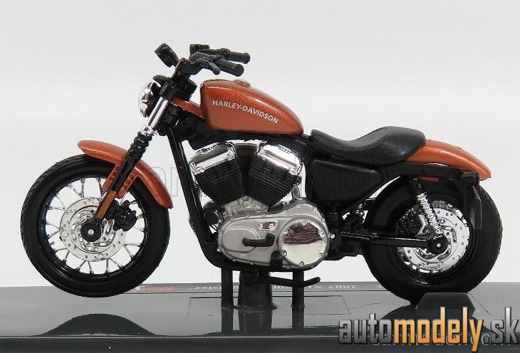 Maisto - HARLEY DAVIDSON - XL 1200N NIGHTSTER 2007 - COPPER MET - 1:18