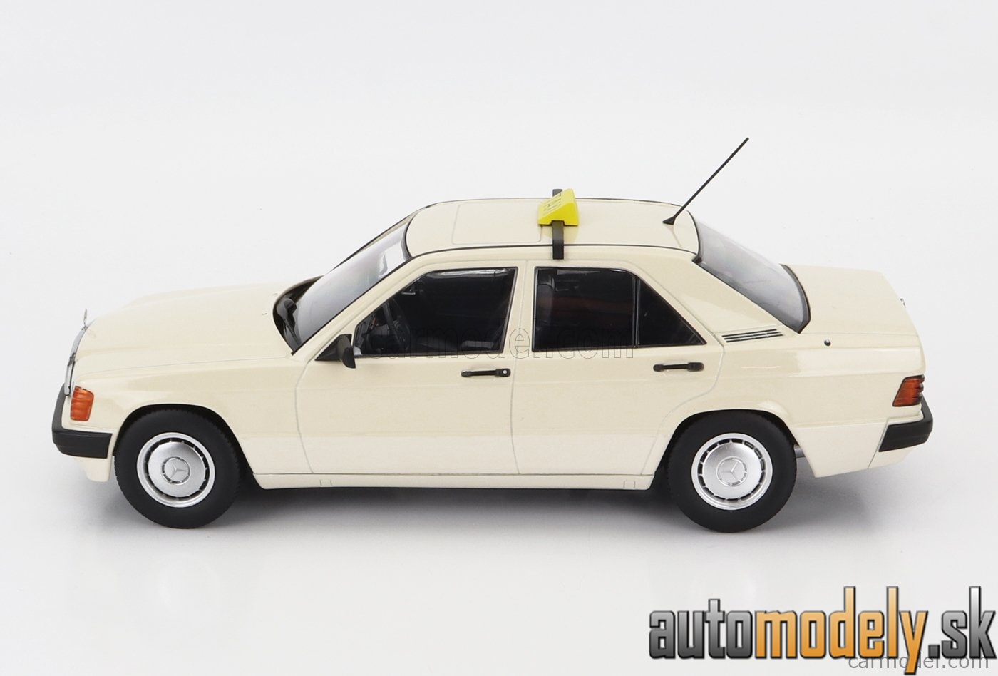 Triple9 - MERCEDES BENZ 190E (W201) TAXI GERMANY 1993 CREAM - 1:18