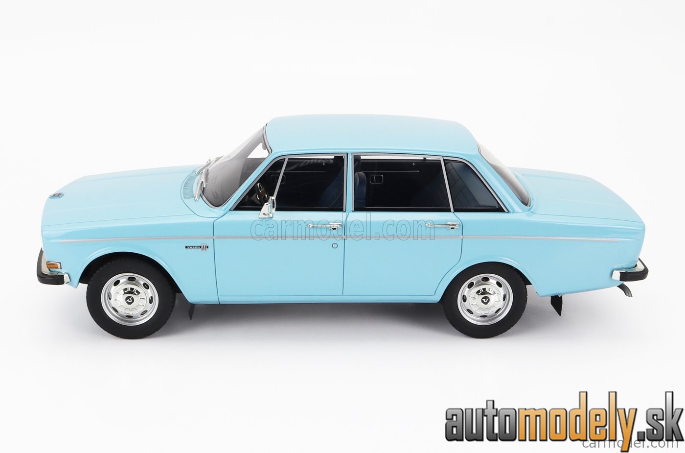 BoS-Models - VOLVO 144 1971 LIGHT BLUE - 1:18