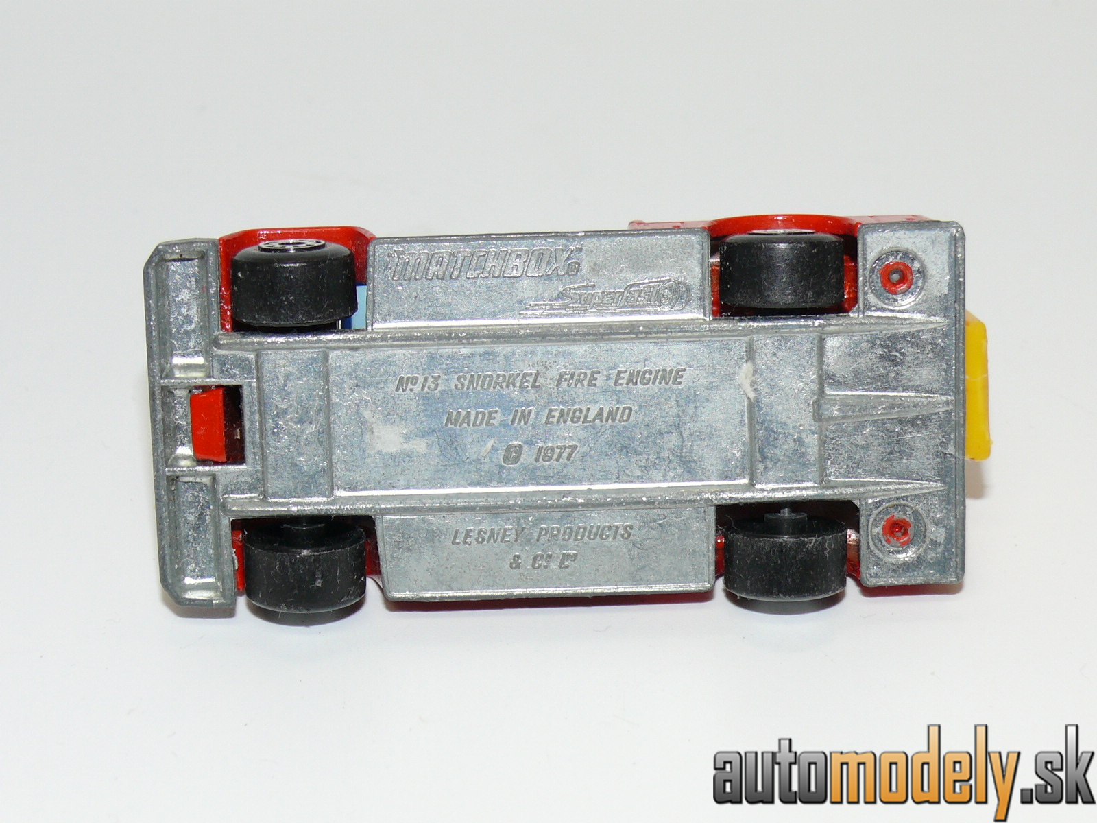 Matchbox Superfast No. 13 - Snorkel Fire Engine