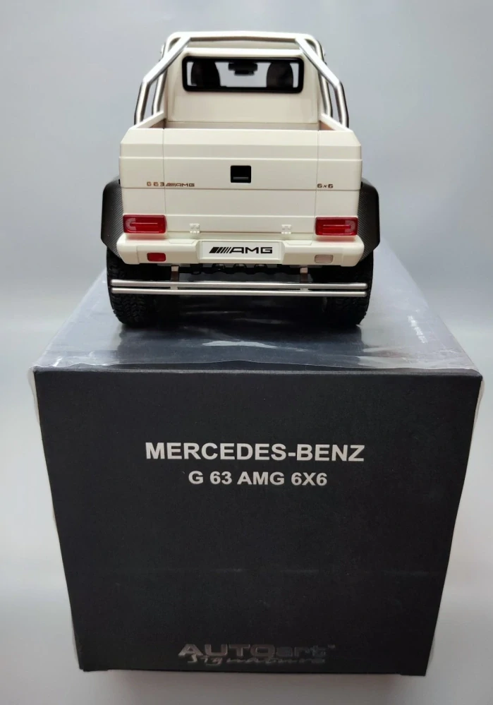 AUTOart 76303 Mercedes Benz G63 Amg 6x6 2013 Matná biela 1:18