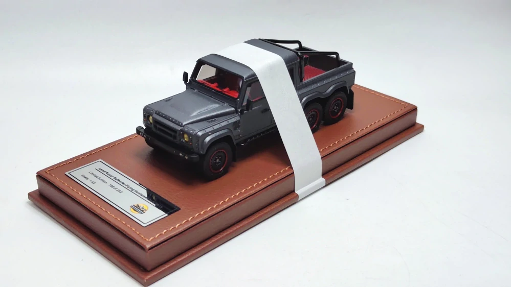 Perfect Model 2015 Land Rover Kahn 6x6 Pickup 1/43