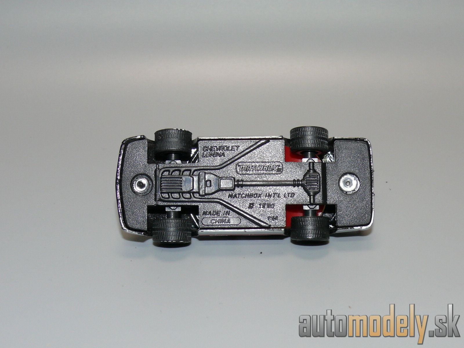 Matchbox - Kenworth Cabover Racing Transporter + Chevrolet Lumina