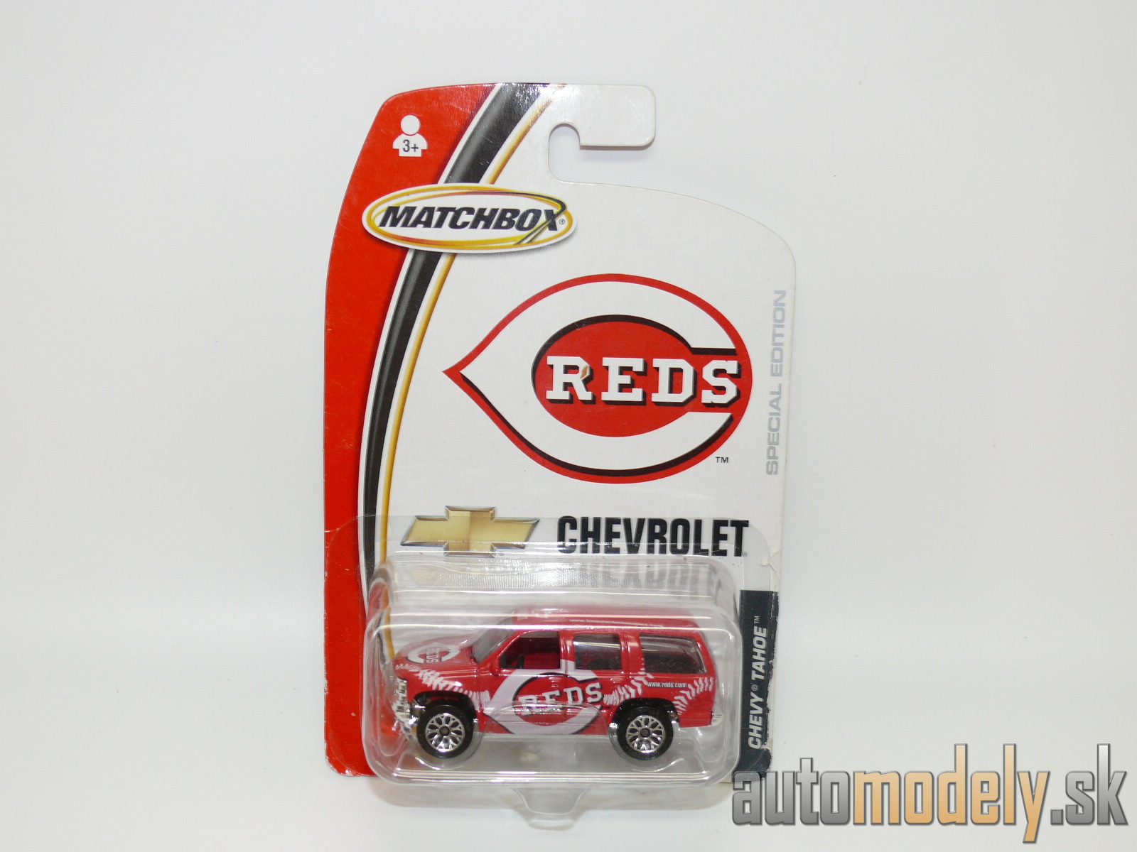 Matchbox J2540 - Chevy Tahoe "Reds"