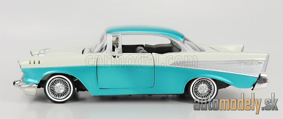 Motormax - 1657 Chevy Bel Air - 1:24