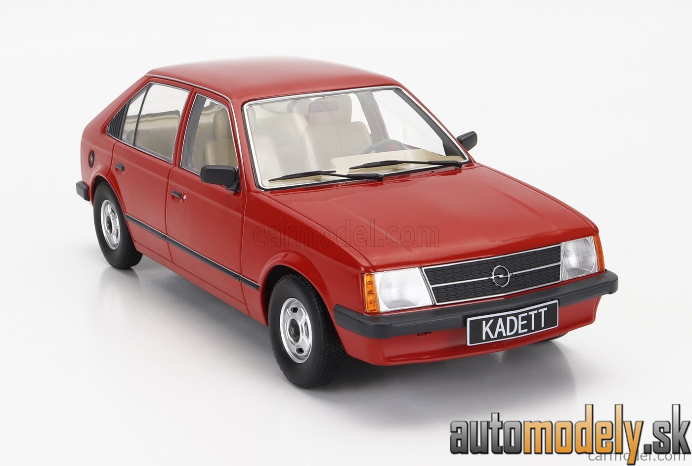 Triple9 - OPEL KADETT D 1984 RED - 1:18