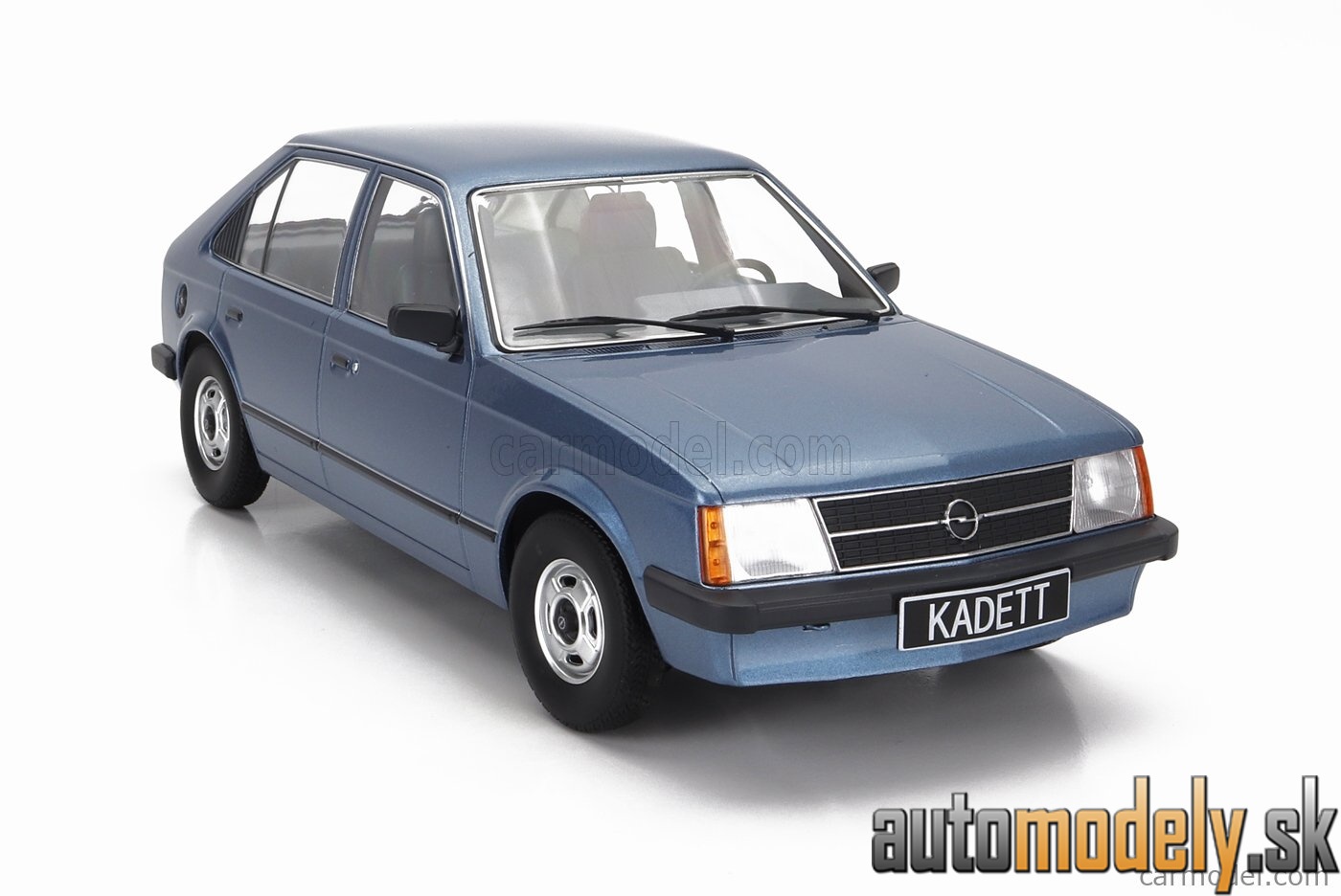 Triple9 - OPEL KADETT D 1984 BLUE MET - 1:18