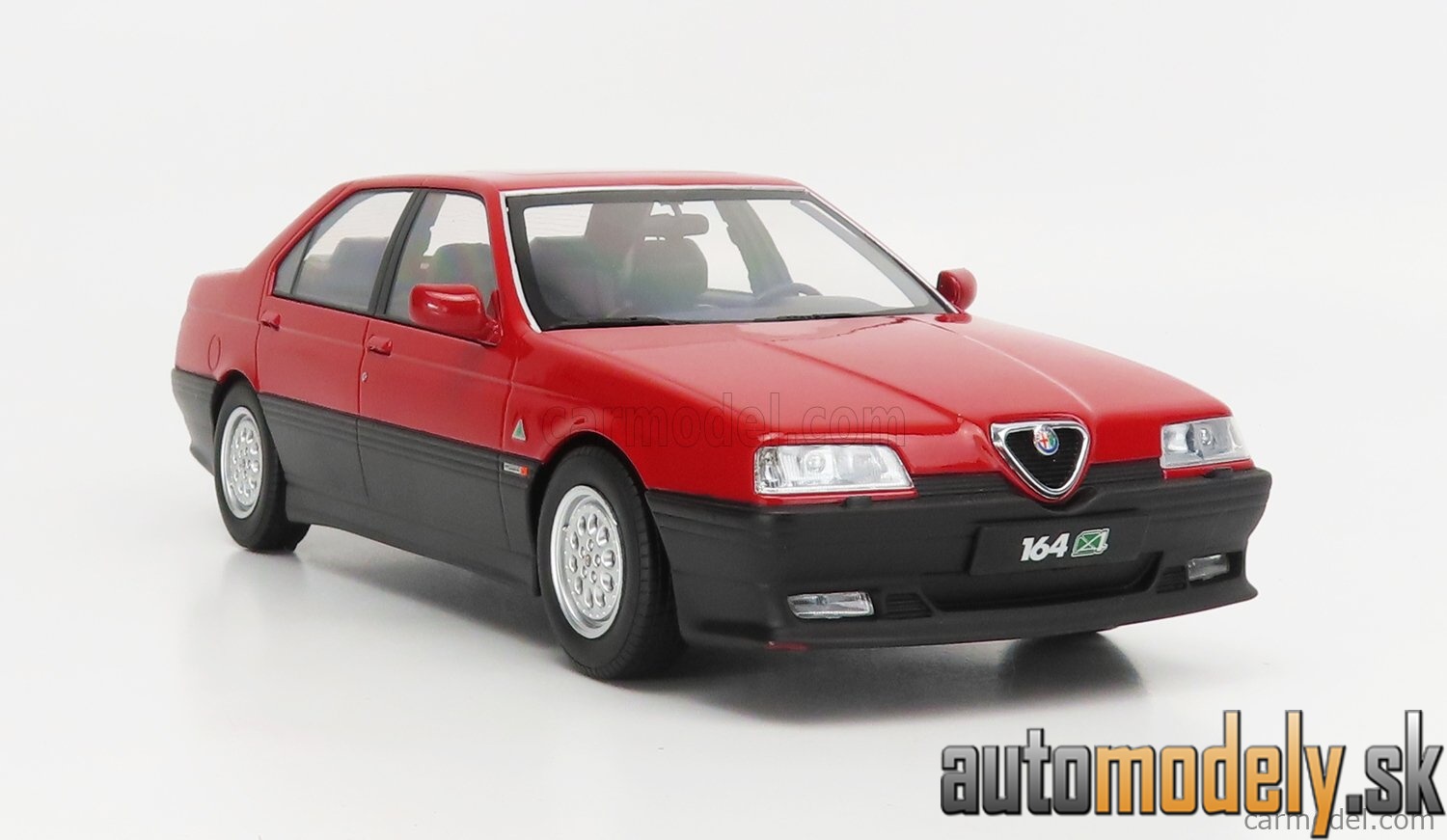Triple9 - ALFA ROMEO 164 Q4 1994 BLACK INTERIOR RED - 1:18