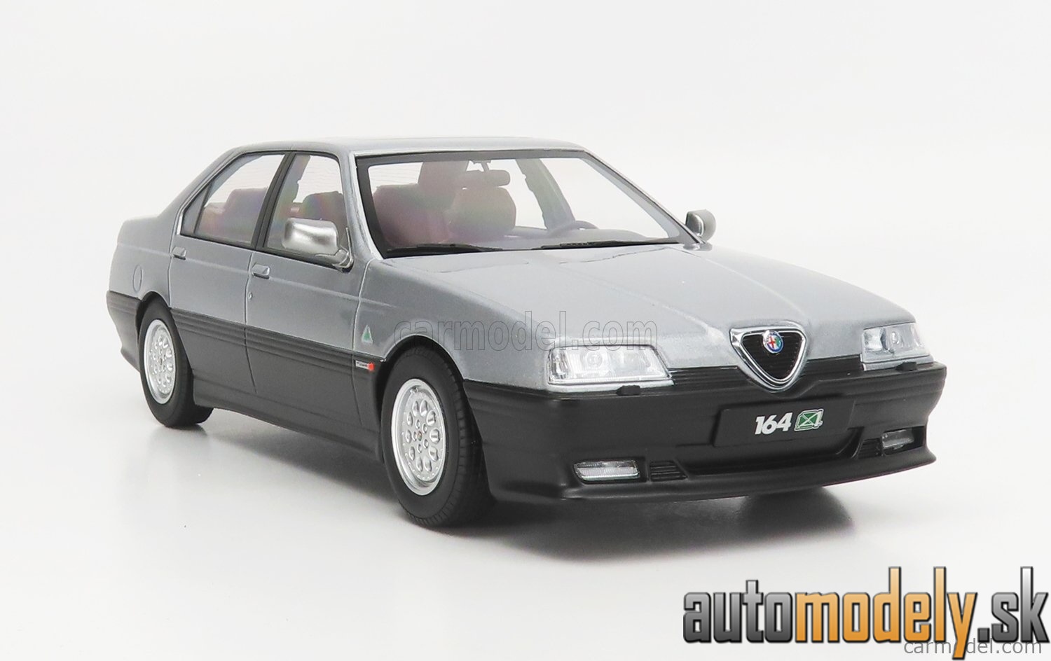 Triple9 - ALFA ROMEO 164 Q4 1994 DARK RED INTERIOR SILVER GREY - 1:18