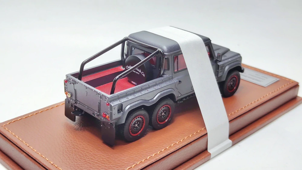 Perfect Model 2015 Land Rover Kahn 6x6 Pickup 1/43