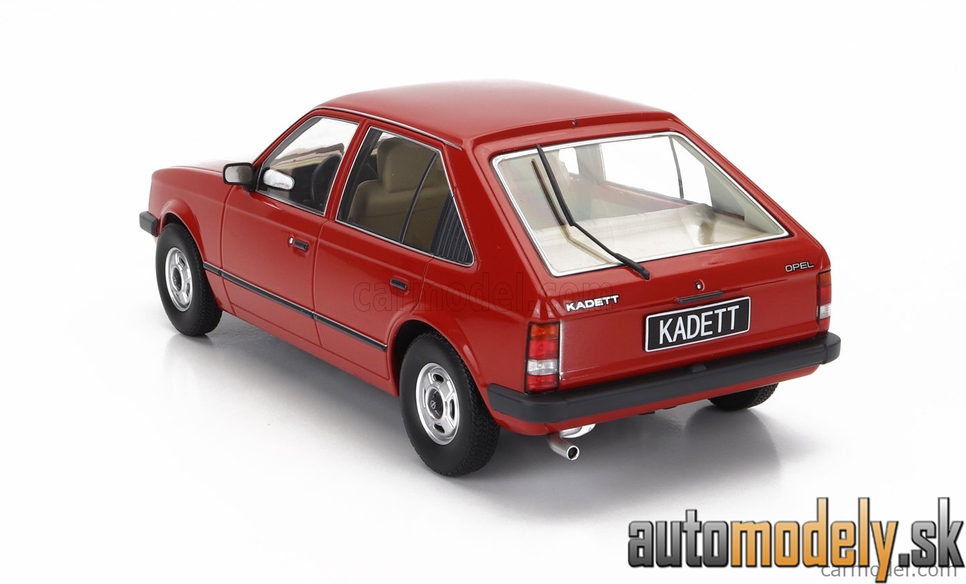 Triple9 - OPEL KADETT D 1984 RED - 1:18