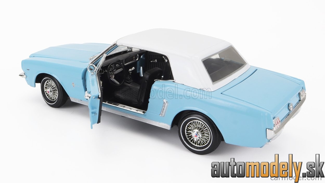 Motormax - FORD MUSTANG CONVERTIBLE SPIDER 1967 007 JAMES BOND THUNDERBALL OPERAZIONE TUONO LIGHT BLUE WHITE - 1:18