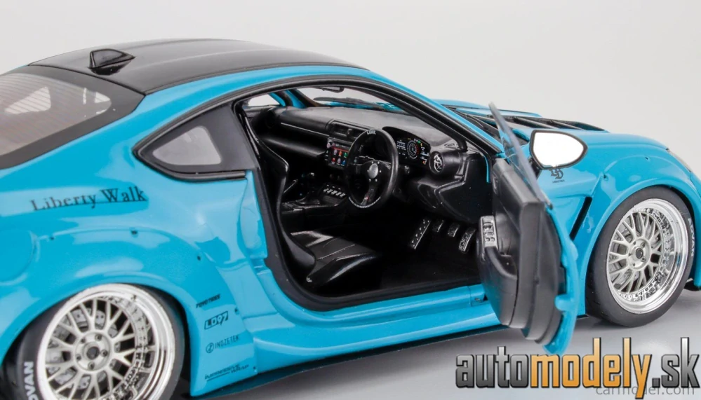 SOLIDO - TOYOTA GR86 LBWK BODY KIT COUPE 2024 - 1:18