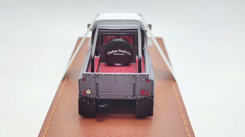 Perfect Model 2015 Land Rover Kahn 6x6 Pickup 1/43